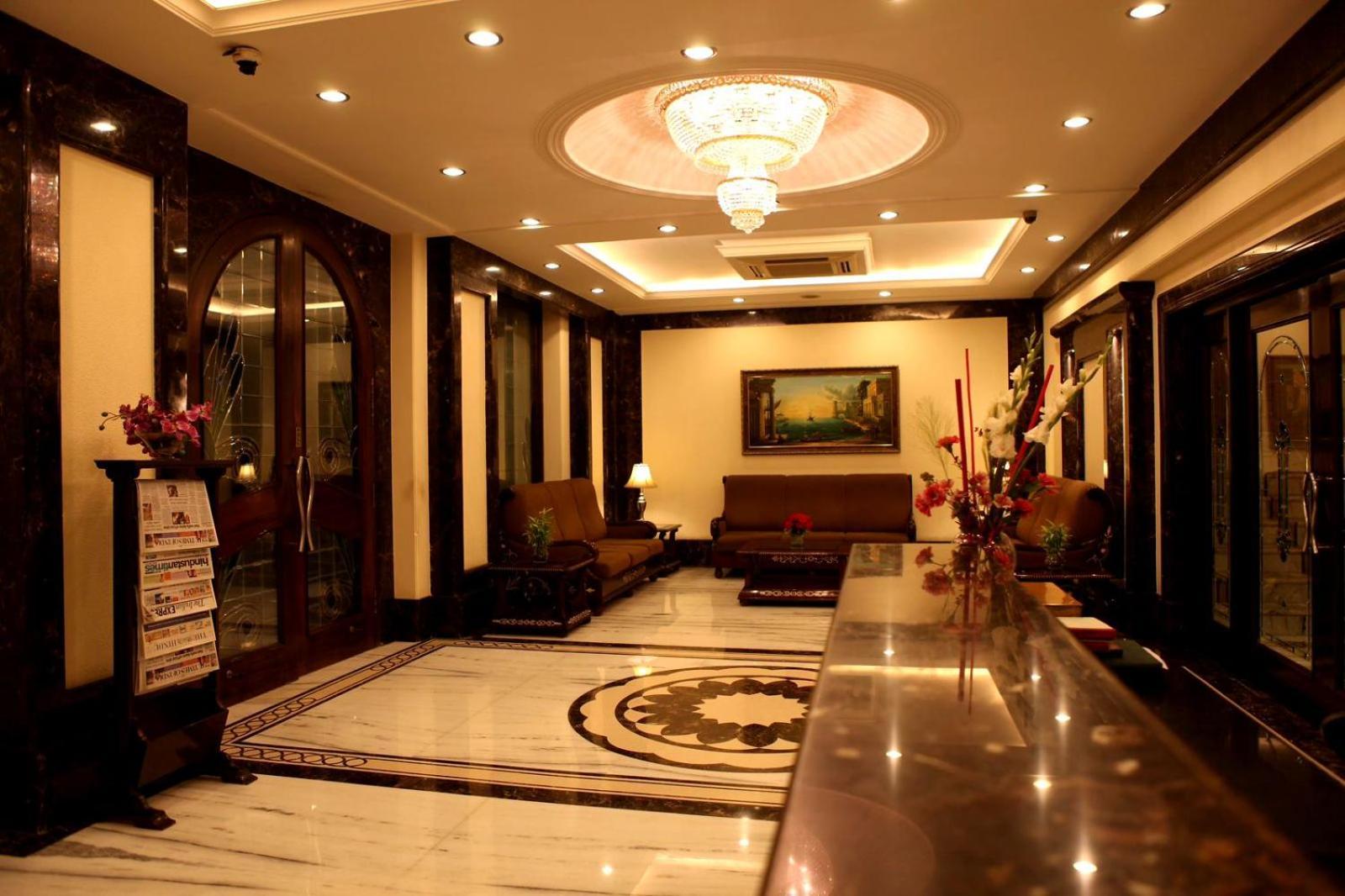 Hotel Florence Inn, Karol Bagh, New Delhi, 2 Min From Metro 4*
